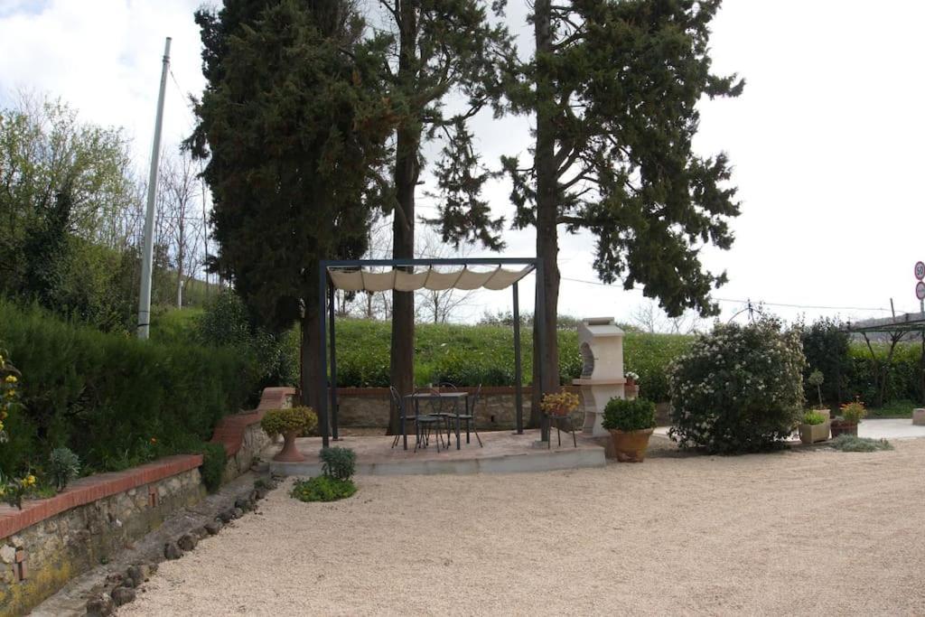 Casa Vacanze Podere San Giusto Volterra Bagian luar foto