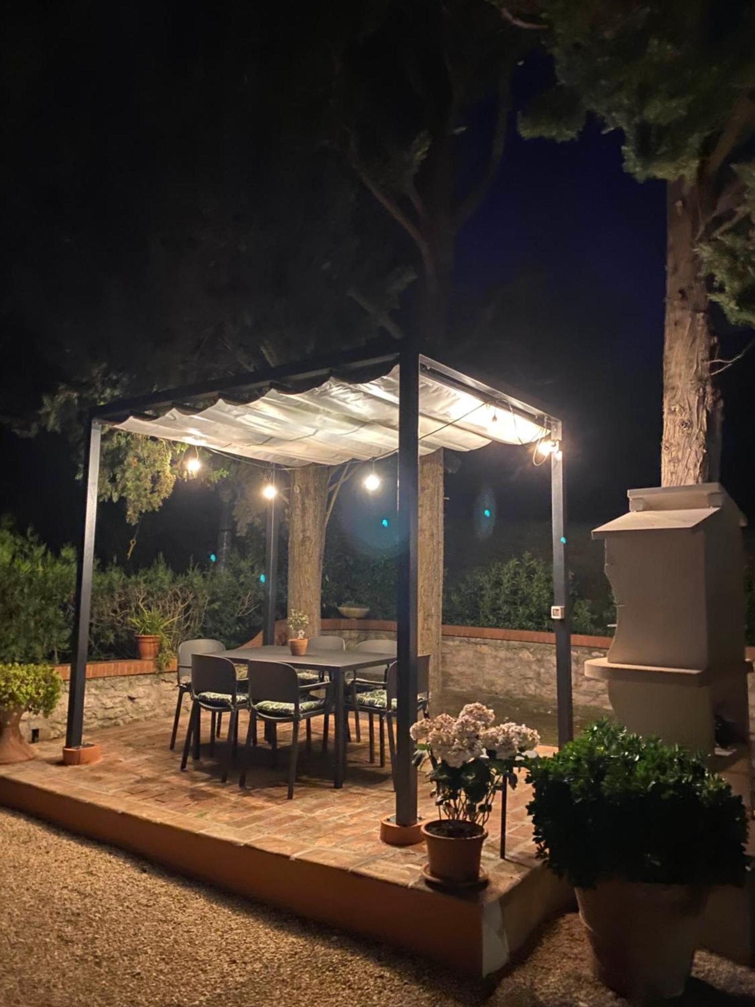 Casa Vacanze Podere San Giusto Volterra Bagian luar foto